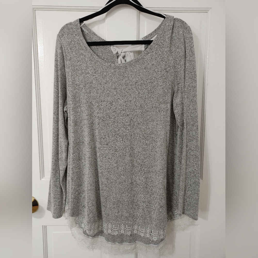 Lauren Conrad Long Sleeve Top